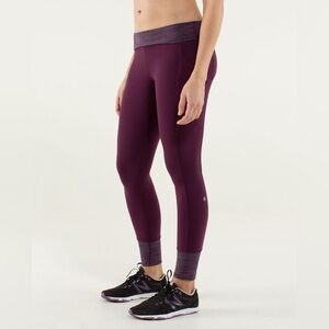 Lululemon En Route Crop size 4 
Plum / Wee Are From Space September Plum